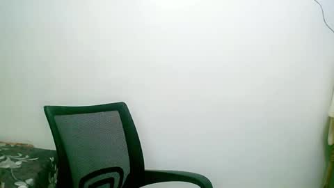 Snapshot of divinegrace10 chatting on January 9, 2025, 2:33 am Divine Grace Close To Your Hear online show from January 9, 2025, 2:33 am