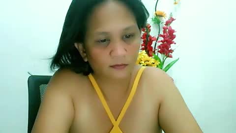 Snapshot of divinegrace10 chatting on March 6, 2025, 3:56 pm Divine Grace Close To Your Hear online show from March 6, 2025, 3:56 pm