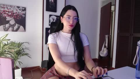 Hera online show from February 16, 2026, 12:34 pm