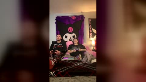 Snapshot of divinerabbit13 chatting on March 16, 2026, 1:11 am cinnamon buns online show from March 16, 2026, 1:11 am