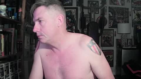 dix_handley_50 online show from April 6, 2026, 10:16 am