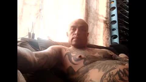 dixienormes online show from April 19, 2026, 12:00 am