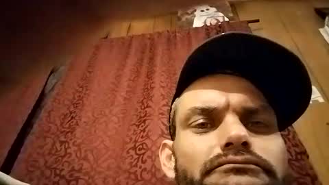 Snapshot of dixonbird41 chatting on February 14, 2025, 9:03 am dixonbird41 online show from February 14, 2025, 9:03 am