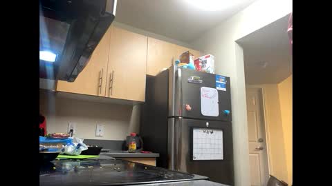 dizzinsweatyy online show from February 14, 2025, 11:53 pm