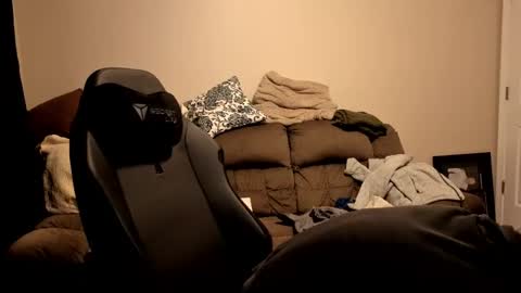 Hansel and Gretle online show from April 21, 2026, 9:26 am