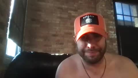 Snapshot of dj_chaterbate chatting on October 11, 2025, 1:20 pm DJ Chaterbate online show from October 11, 2025, 1:20 pm