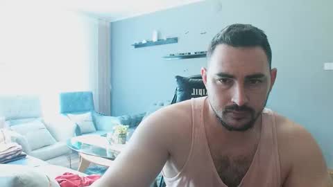 STR8 BOYv online show from March 18, 2026, 7:33 am