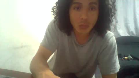 Snapshot of djo211294 chatting on January 7, 2025, 6:27 am djo211294 online show from January 7, 2025, 6:27 am