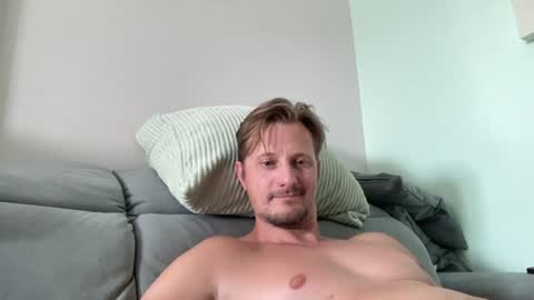 djo68686666 online show from July 22, 2026, 2:53 pm