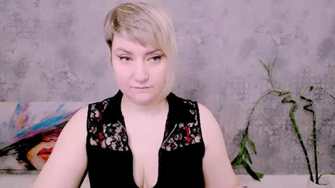 djullia online show from March 30, 2026, 5:52 am