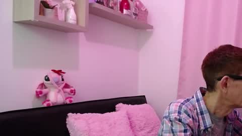 David Lucky 13  online show from December 14, 2025, 3:23 am