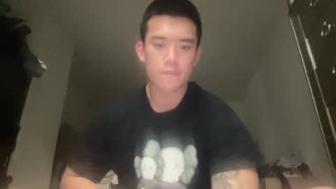 Snapshot of dlasian98 chatting on February 14, 2025, 4:58 am DL Asian Sissy online show from February 14, 2025, 4:58 am