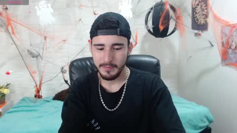 Snapshot of dmitrisanders1 chatting on December 4, 2024, 11:46 pm Maybe in pvt online show from December 4, 2024, 11:46 pm