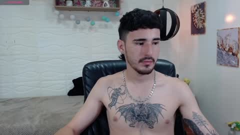 Snapshot of dmitrisanders1 chatting on February 5, 2025, 10:01 pm Maybe in pvt online show from February 5, 2025, 10:01 pm