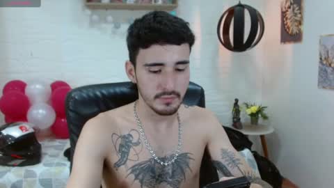 Snapshot of dmitrisanders1 chatting on February 22, 2025, 9:15 pm Maybe in pvt online show from February 22, 2025, 9:15 pm