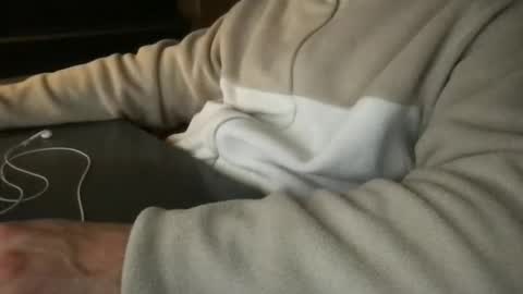 doctor_luv_69 online show from October 16, 2025, 9:27 pm