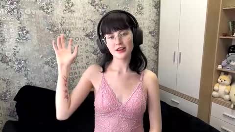 Annie PVT IS OPEN online show from September 15, 2025, 12:05 pm