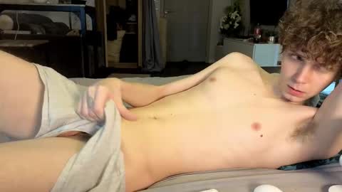 Alex online show from December 15, 2025, 7:34 am