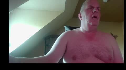 doggy2629 online show from April 11, 2026, 6:40 am