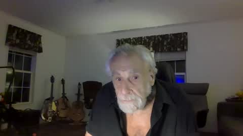 Snapshot of dogluc7 chatting on January 31, 2025, 4:36 am dogluc7 online show from January 31, 2025, 4:36 am