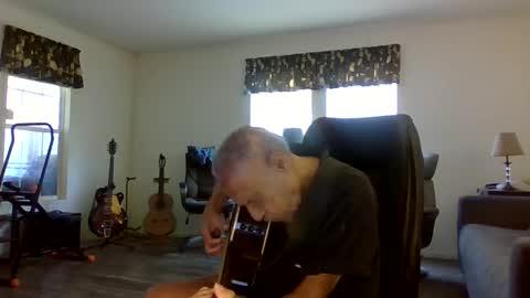 Snapshot of dogluc7 chatting on March 1, 2025, 2:55 pm dogluc7 online show from March 1, 2025, 2:55 pm