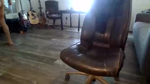 Snapshot of dogluc7 chatting on October 6, 2025, 5:10 pm dogluc7 online show from October 6, 2025, 5:10 pm