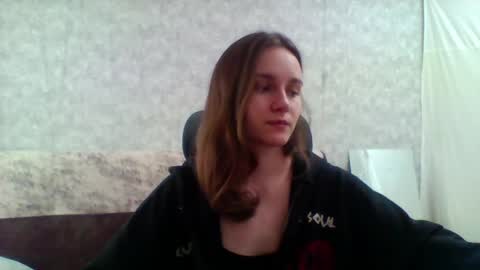 dolcezza_ online show from May 14, 2026, 10:33 am