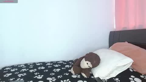 Snapshot of doll_and_sex chatting on December 18, 2024, 3:55 pm Auro and Santiago online show from December 18, 2024, 3:55 pm
