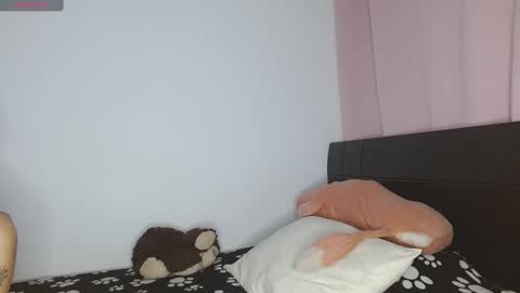 Snapshot of doll_and_sex chatting on December 24, 2024, 1:38 am Auro and Santiago online show from December 24, 2024, 1:38 am