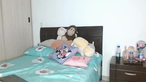 Snapshot of doll_and_sex chatting on February 5, 2025, 3:13 am Auro and Santiago online show from February 5, 2025, 3:13 am