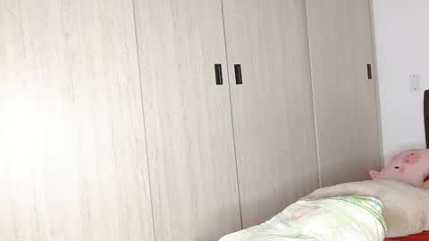 Snapshot of doll_and_sex chatting on February 20, 2025, 3:12 am Auro and Santiago online show from February 20, 2025, 3:12 am