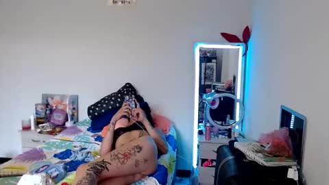 Catherine XXX online show from February 10, 2026, 5:06 pm