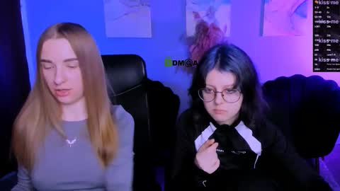 doll_vey online show from December 14, 2025, 8:24 pm