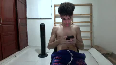 DollarHot30 online show from December 26, 2024, 2:12 am