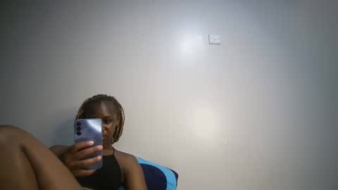 Snapshot of dollberry chatting on December 7, 2024, 7:49 am dollberry online show from December 7, 2024, 7:49 am