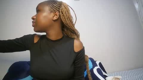 Snapshot of dollberry chatting on December 12, 2024, 10:02 am dollberry online show from December 12, 2024, 10:02 am