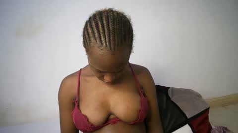 Snapshot of dollberry chatting on March 10, 2025, 10:26 am dollberry online show from March 10, 2025, 10:26 am