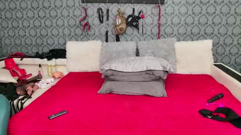 Snapshot of dolly4you_ chatting on May 21, 2026, 5:14 am Dolly online show from May 21, 2026, 5:14 am