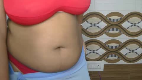 dolly_2 online show from February 4, 2025, 7:51 am