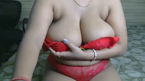 dolly_2 online show from March 2, 2025, 10:35 am