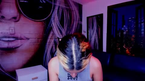 Dolly pocket online show from March 12, 2026, 9:10 pm