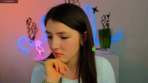 dolly_sunshine online show from March 10, 2026, 12:43 pm