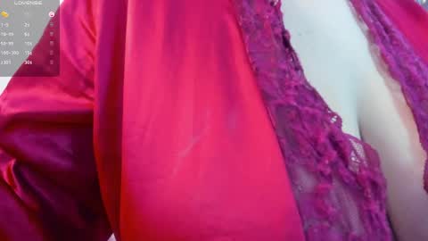 Snapshot of dolly_zoe chatting on April 24, 2026, 7:33 am Call me Zoe online show from April 24, 2026, 7:33 am