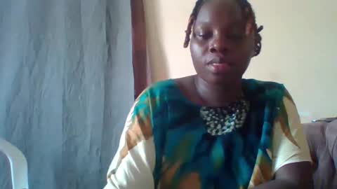 Snapshot of dollyvee chatting on November 29, 2025, 12:30 pm dollyvee online show from November 29, 2025, 12:30 pm