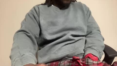 Snapshot of dolo1645 chatting on January 18, 2025, 11:33 pm Dolo online show from January 18, 2025, 11:33 pm