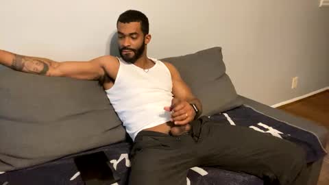 Domi online show from March 9, 2025, 5:06 pm