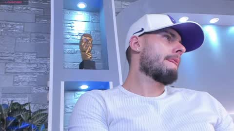 dominic de luca online show from April 15, 2026, 3:13 am