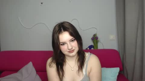 dominikaak online show from March 27, 2026, 5:46 am