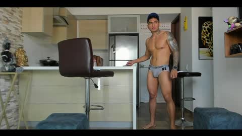 Snapshot of dominiofit chatting on January 20, 2025, 4:01 pm Only fans Ronnie col---InstaRonniecolleman online show from January 20, 2025, 4:01 pm