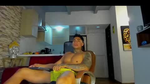 Snapshot of dominiofit chatting on September 21, 2025, 11:50 pm Only fans Ronnie col---InstaRonniecolleman online show from September 21, 2025, 11:50 pm